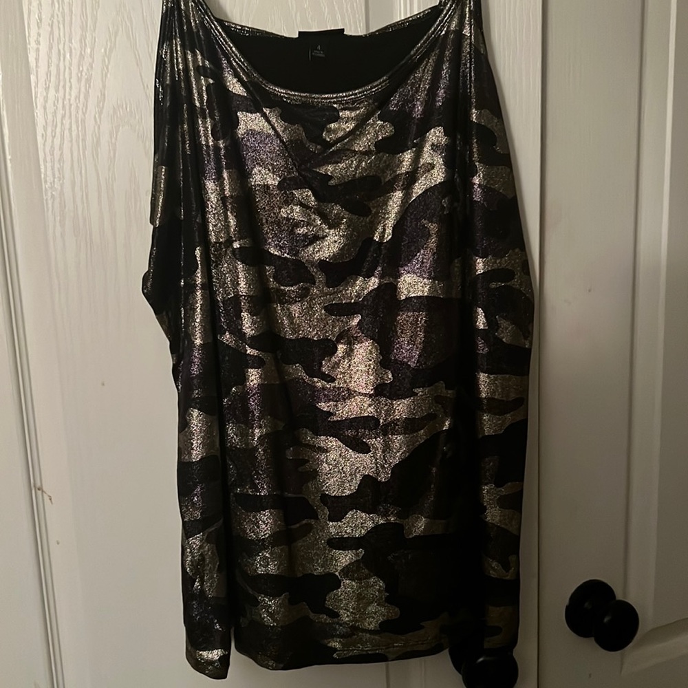 Torrid SHIMMER camo camisole